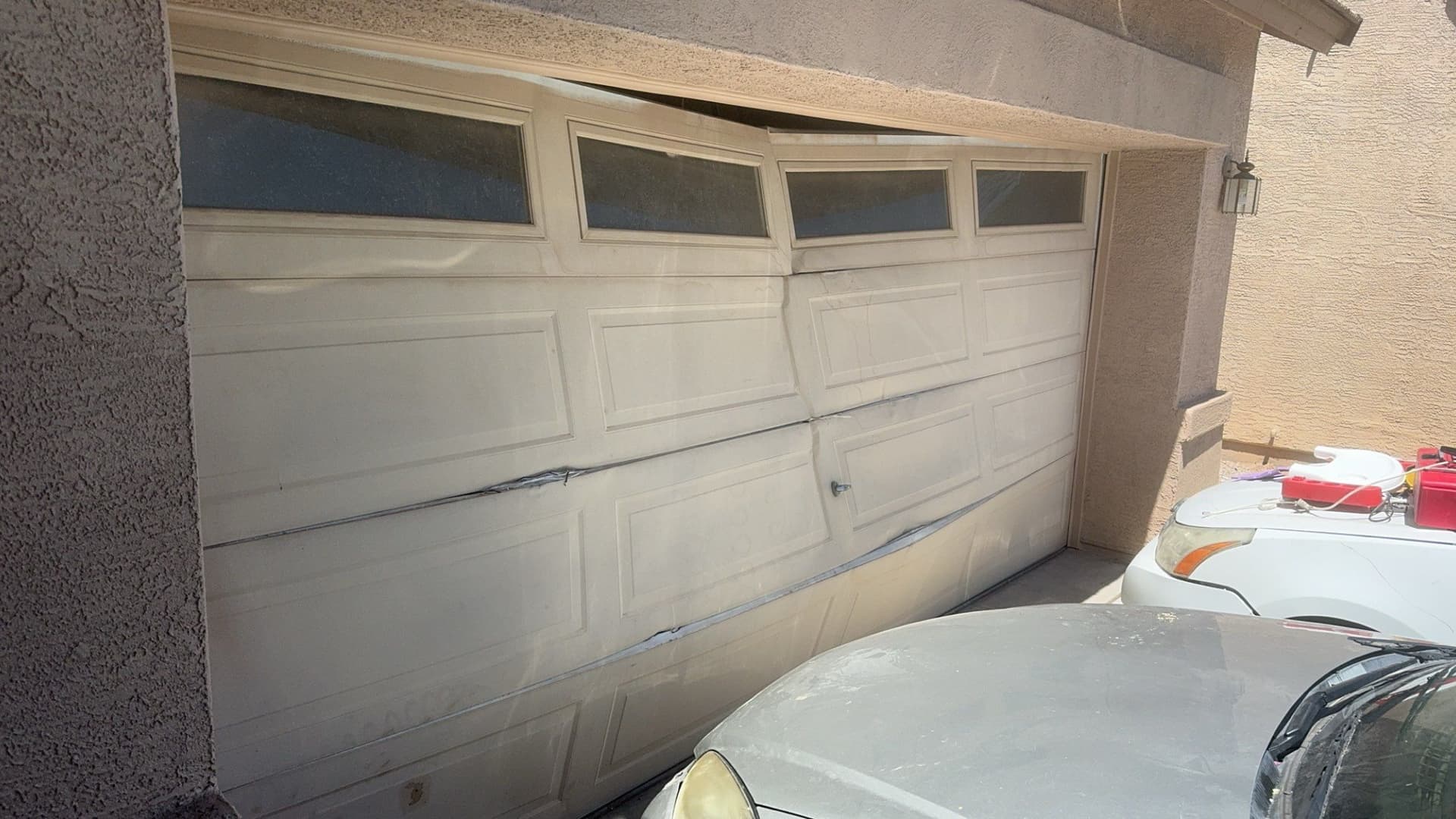 Stunning Garage Door Transformation in Avondale image